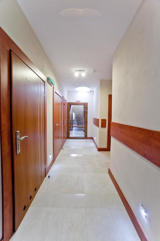 Apartamenty Pod Lwem Свидница Экстерьер фото