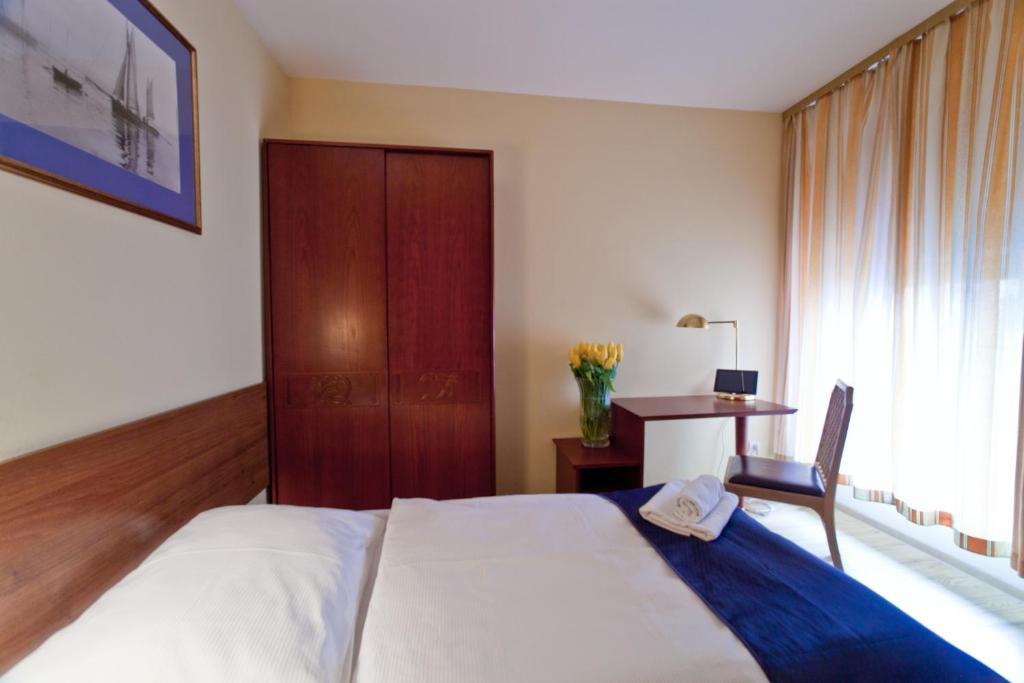 Apartamenty Pod Lwem Свидница Экстерьер фото